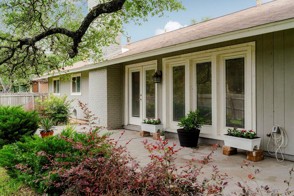 3 Bedroom Single Family Home/House's Image 29