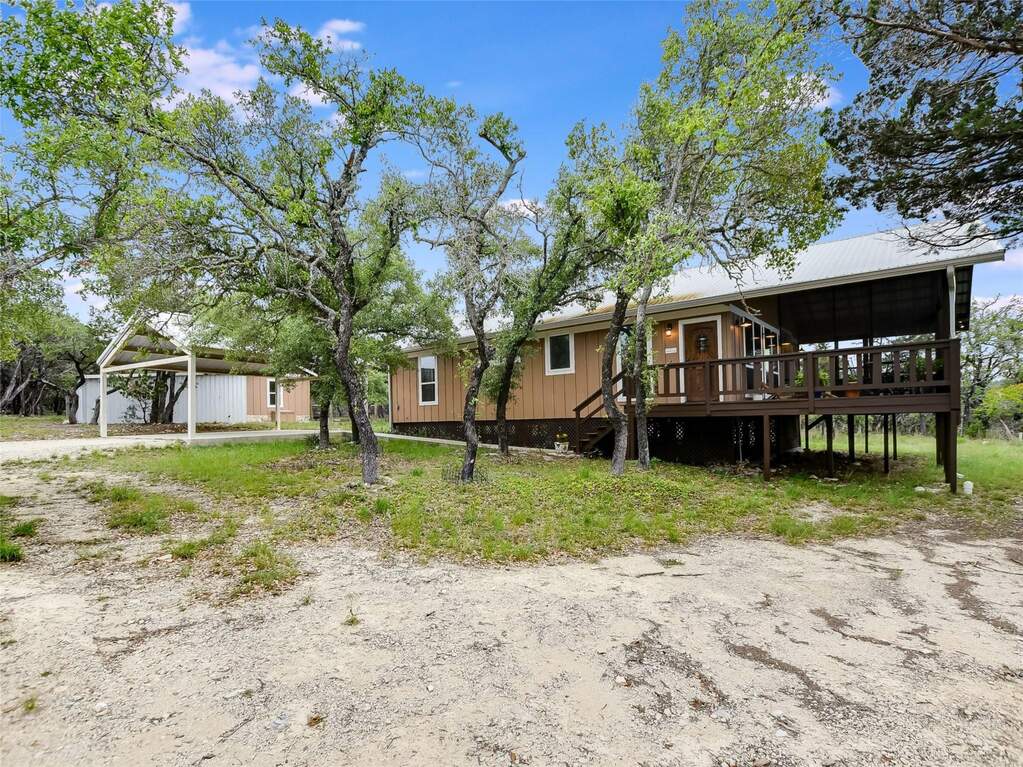 3 Bedroom Farm/Ranch/Plantation's Image 25