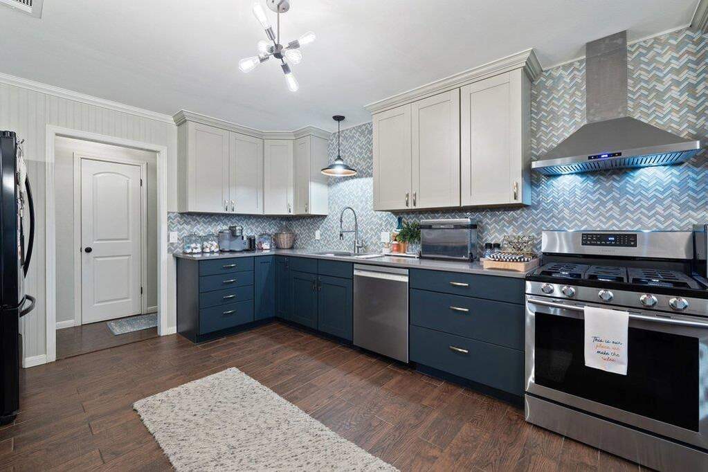 3 Bedroom Single Family Home/House's Image 8