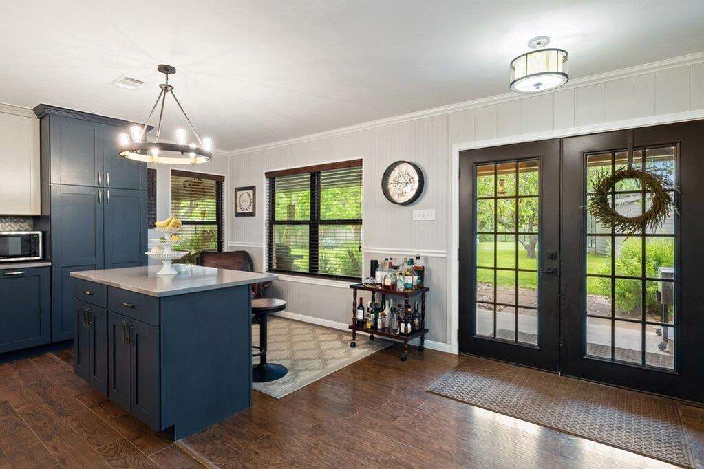 3 Bedroom Single Family Home/House's Image 11