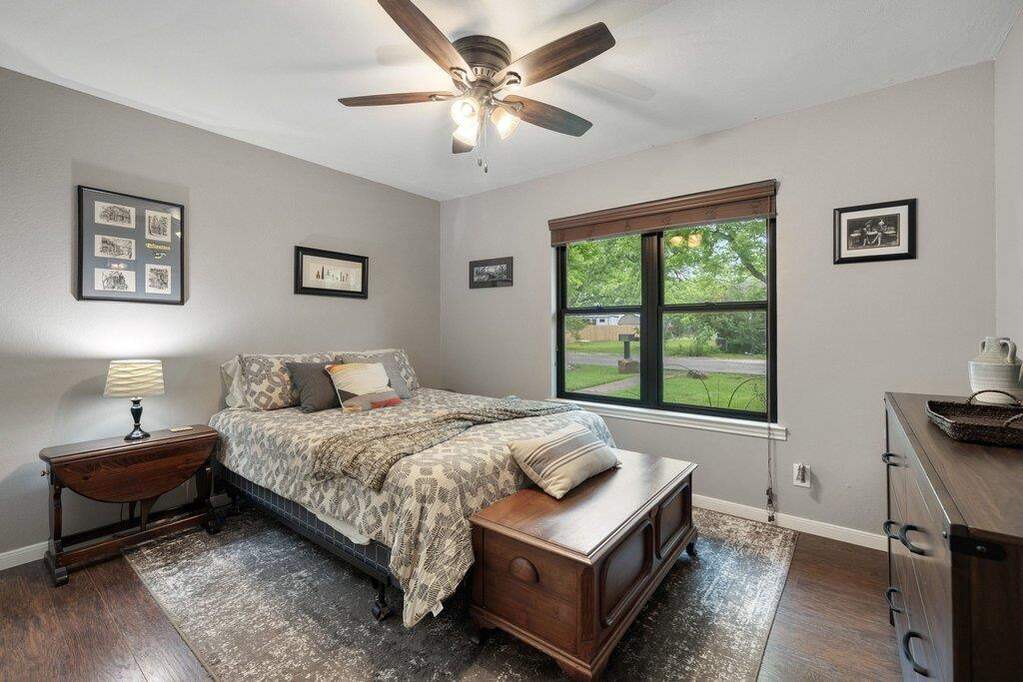 3 Bedroom Single Family Home/House's Image 16