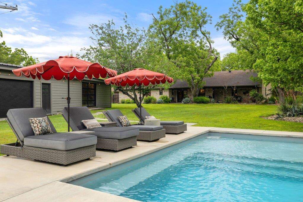 Heated, fiberglass saltwater pool