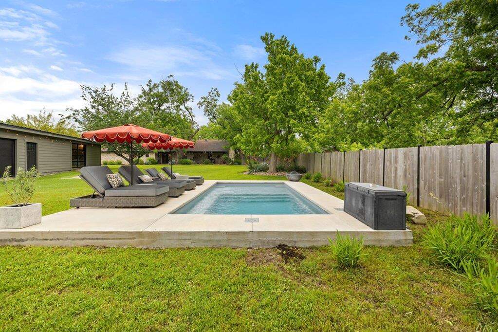 3 Bedroom Single Family Home/House's Image 24