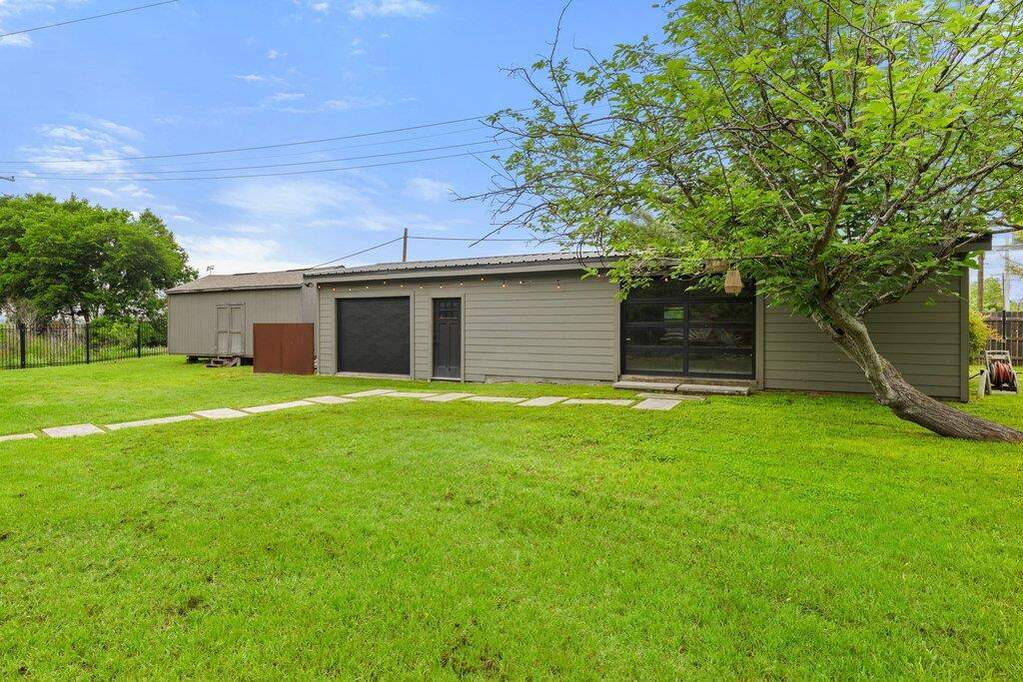 3 Bedroom Single Family Home/House's Image 26