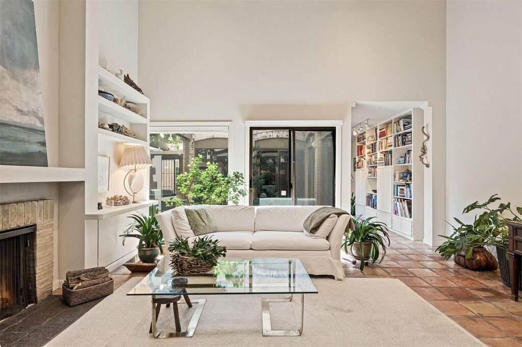 3 Bedroom Apartment/Flat's Image 7