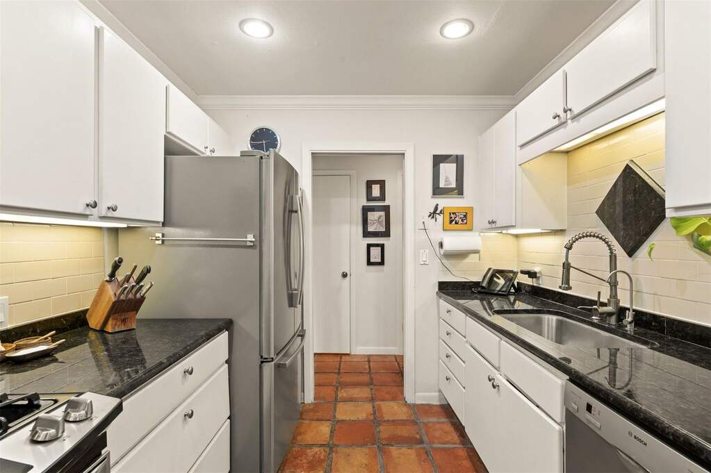 3 Bedroom Apartment/Flat's Image 9