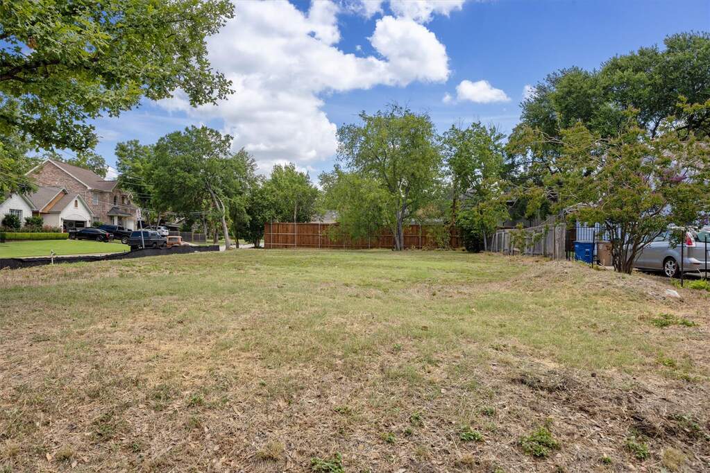 Land/Vacant Land's Image 5