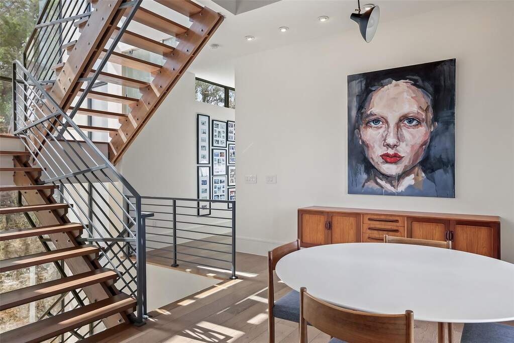 4 Bedroom Single Family Home/House's Image 20