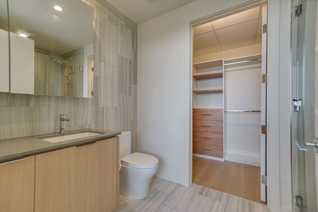 2 Bedroom Apartment/Flat's Image 3