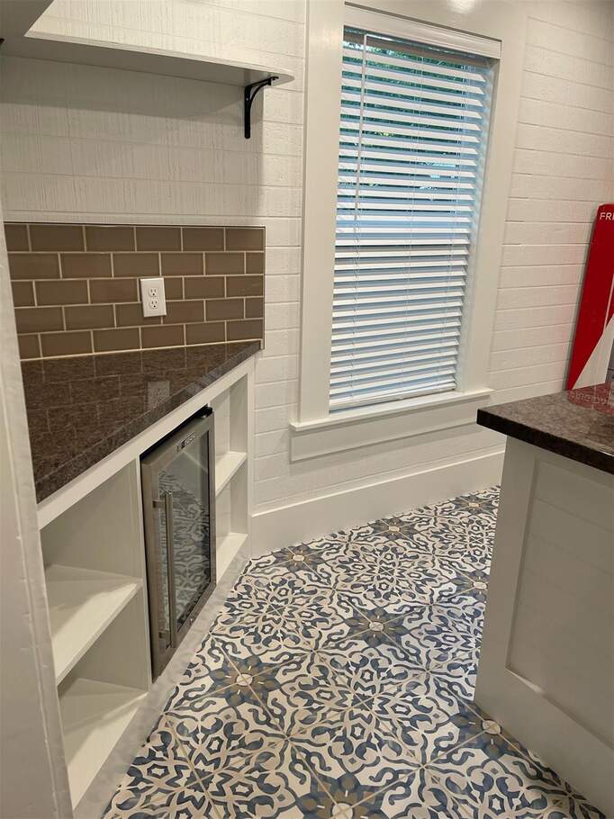 5 Bedroom Multi Unit's Image 16