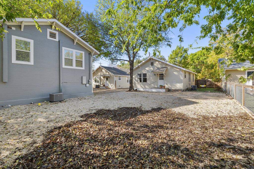 5 Bedroom Multi Unit's Image 22