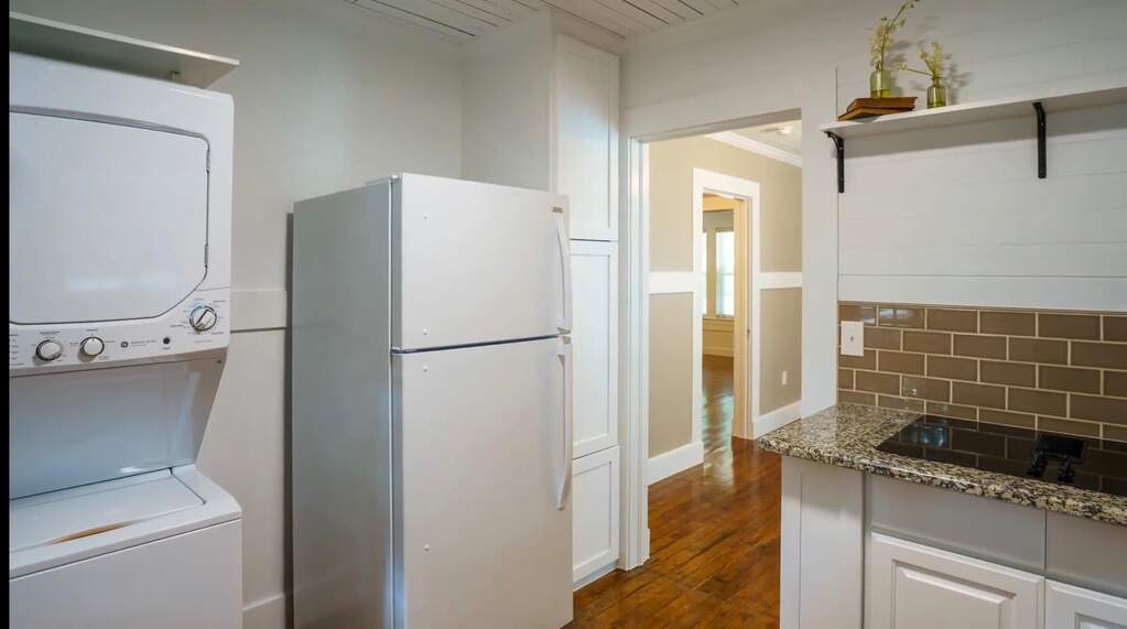5 Bedroom Multi Unit's Image 32