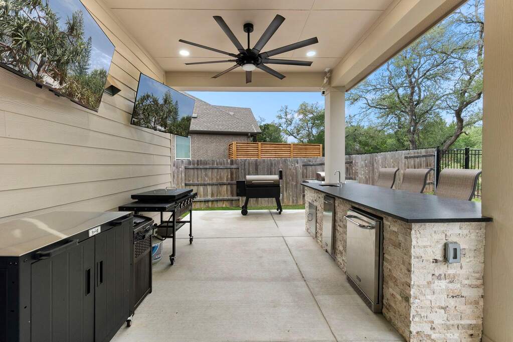 4 Bedroom Single Family Home/House's Image 30