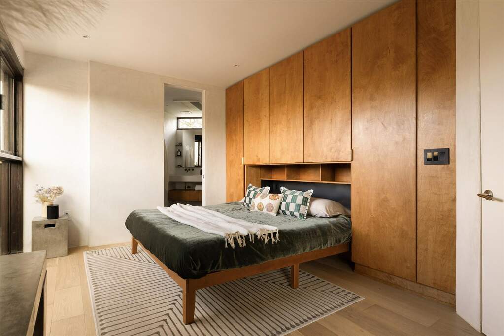 3 Bedroom Single Family Home/House's Image 26