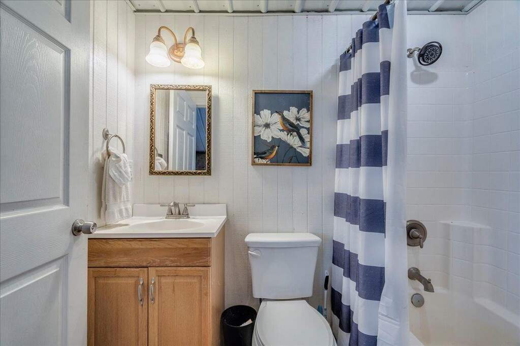 3 Bedroom Single Family Home/House's Image 22