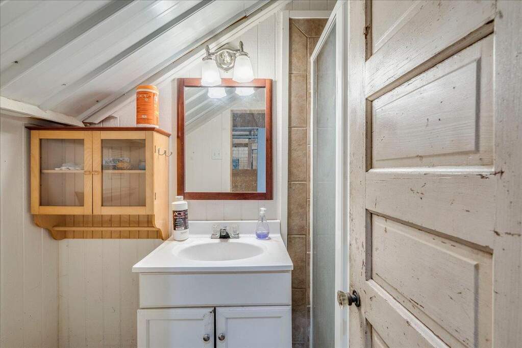 3 Bedroom Single Family Home/House's Image 30