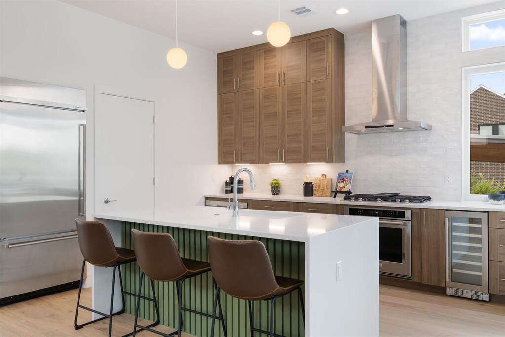 3 Bedroom Single Family Home/House's Image 7