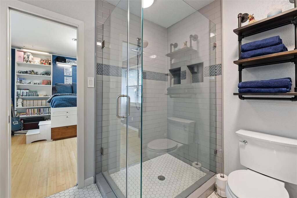 3 Bedroom Single Family Home/House's Image 24