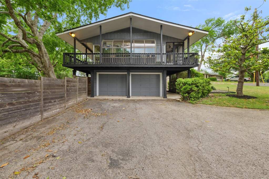 3 Bedroom Single Family Home/House's Image 31