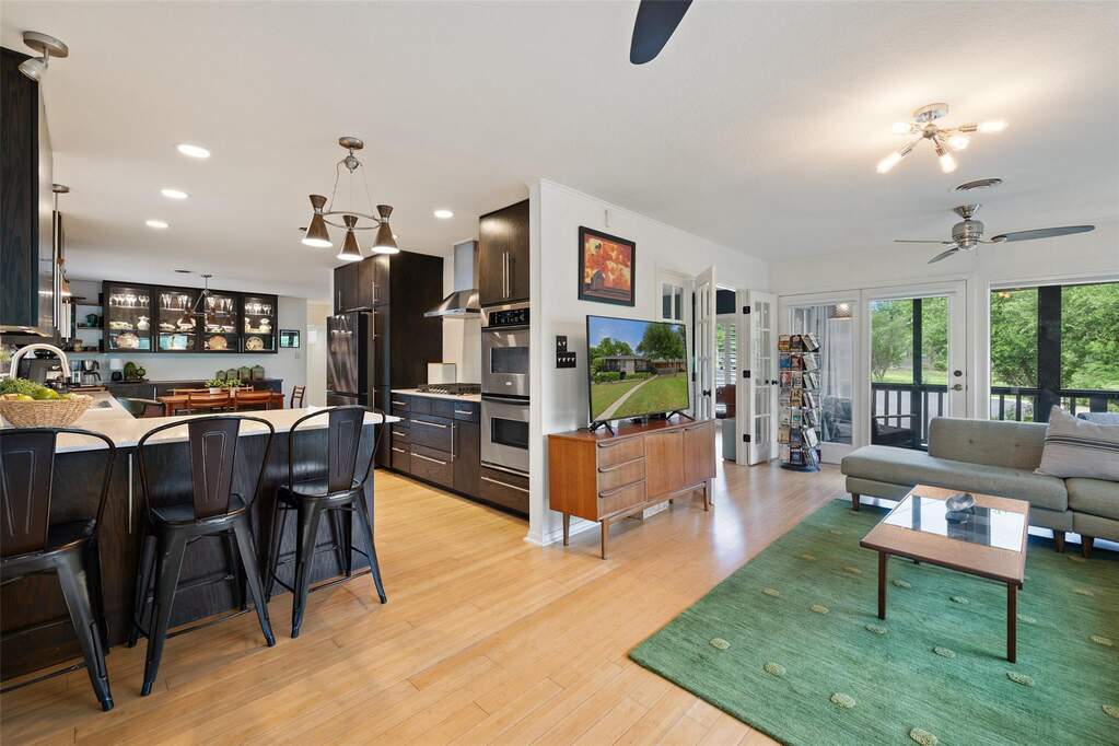 3 Bedroom Single Family Home/House's Image 5