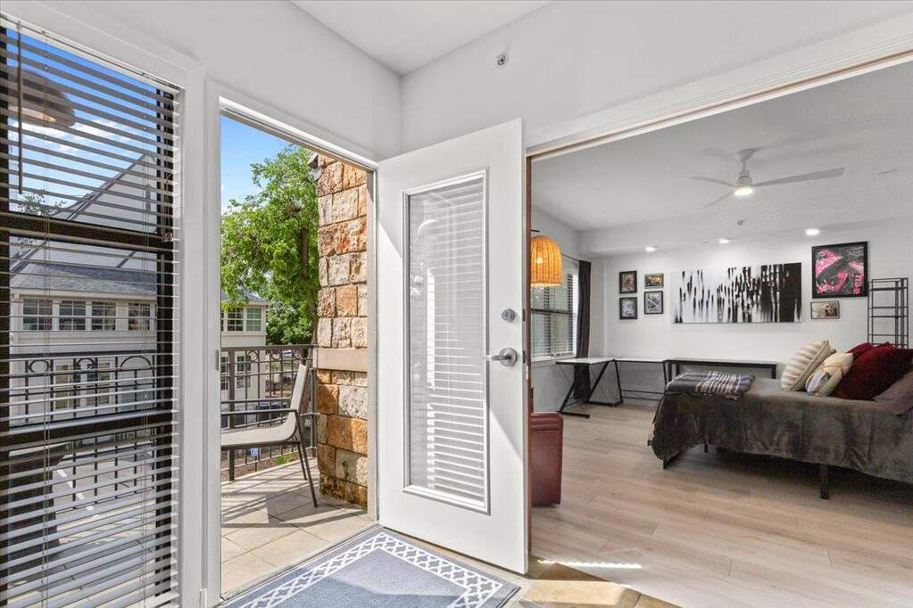 2 Bedroom Apartment/Flat's Image 9