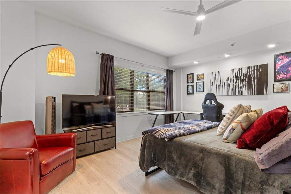 2 Bedroom Apartment/Flat's Image 10
