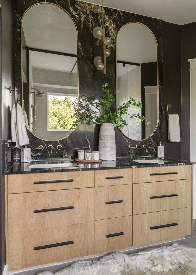 4 Bedroom Single Family Home/House's Image 13