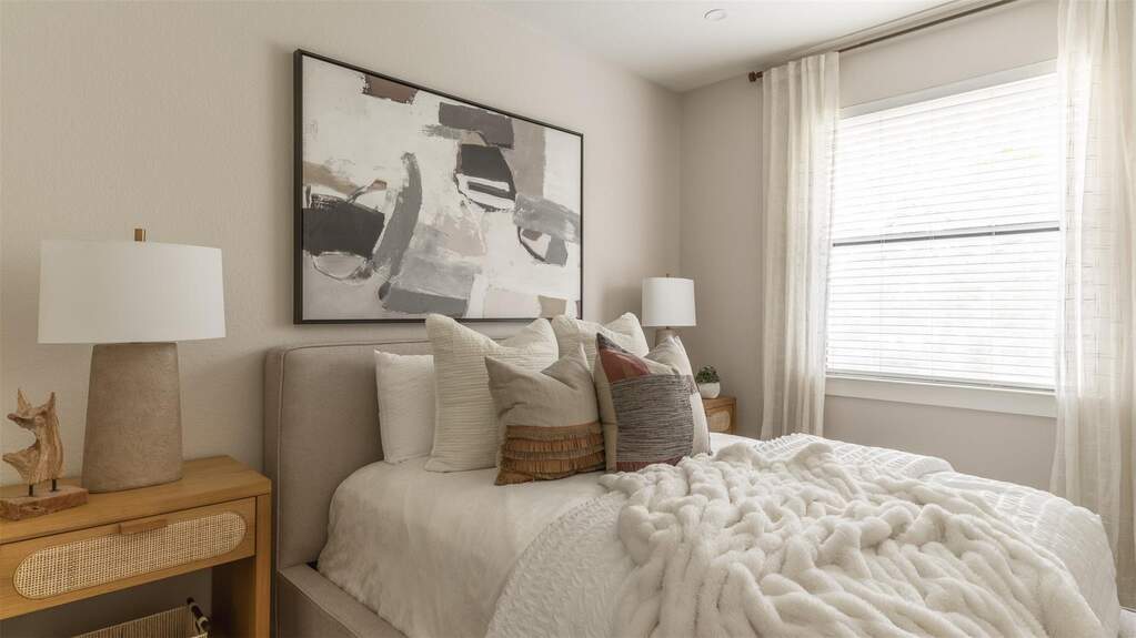 4 Bedroom Single Family Home/House's Image 19