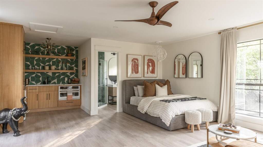 4 Bedroom Single Family Home/House's Image 30