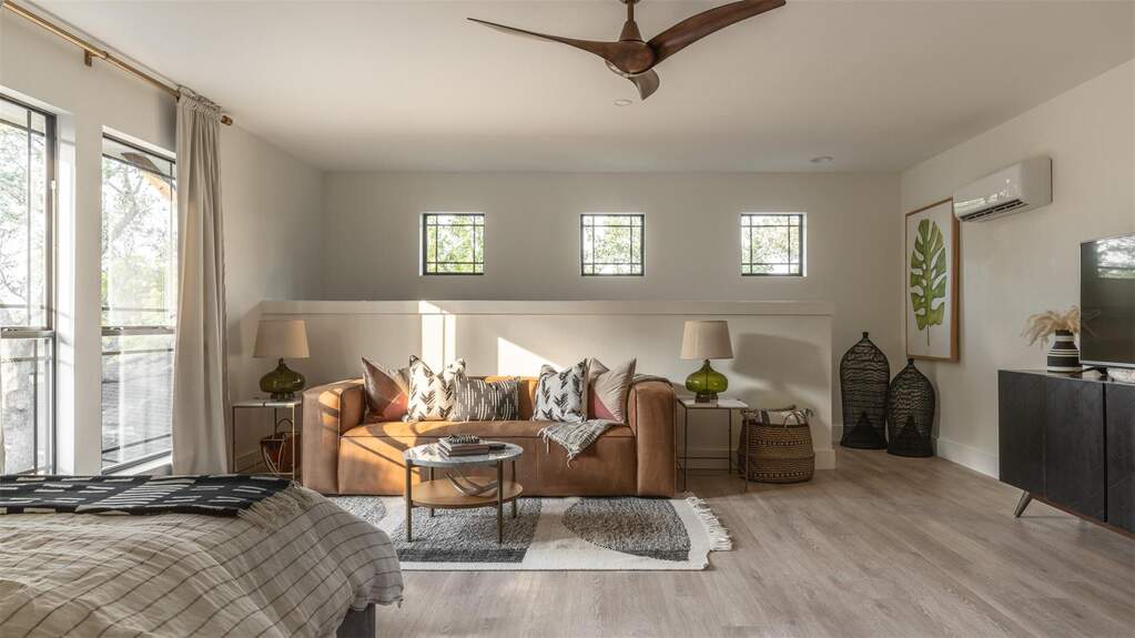 4 Bedroom Single Family Home/House's Image 31