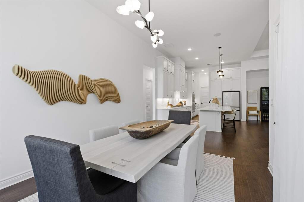 4 Bedroom Single Family Home/House's Image 14