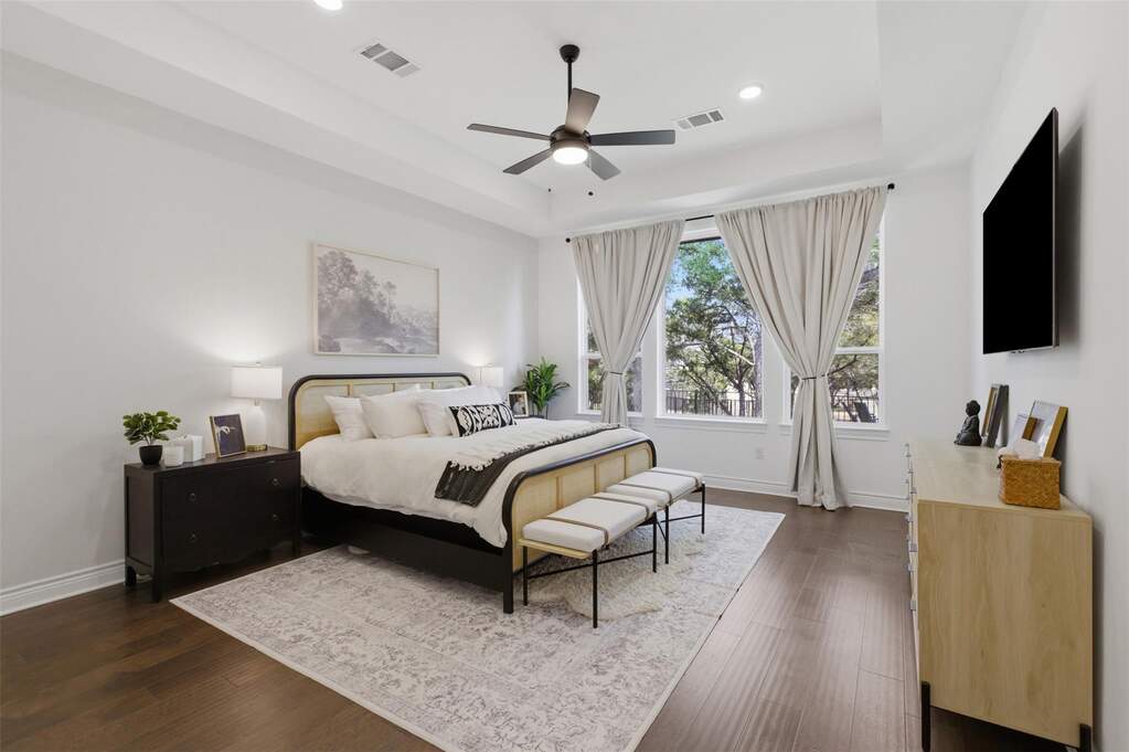 4 Bedroom Single Family Home/House's Image 17