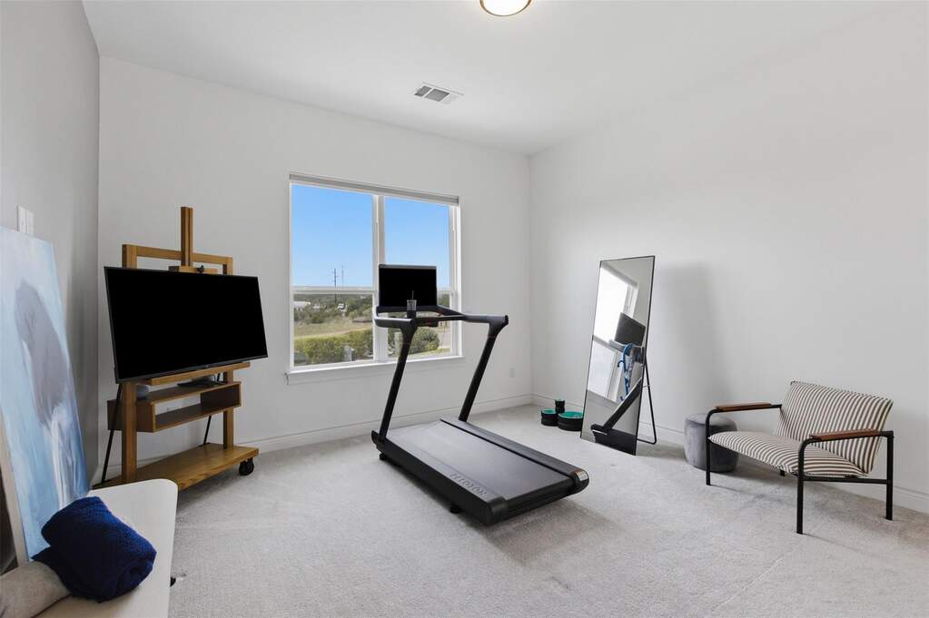 4 Bedroom Single Family Home/House's Image 24
