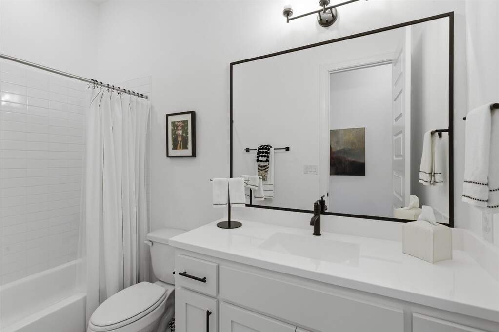 4 Bedroom Single Family Home/House's Image 29