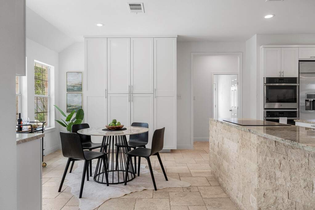 3 Bedroom Single Family Home/House's Image 8