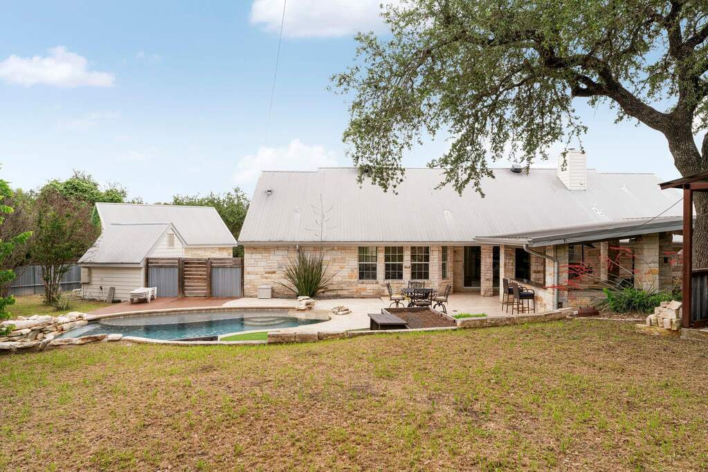 3 Bedroom Single Family Home/House's Image 29