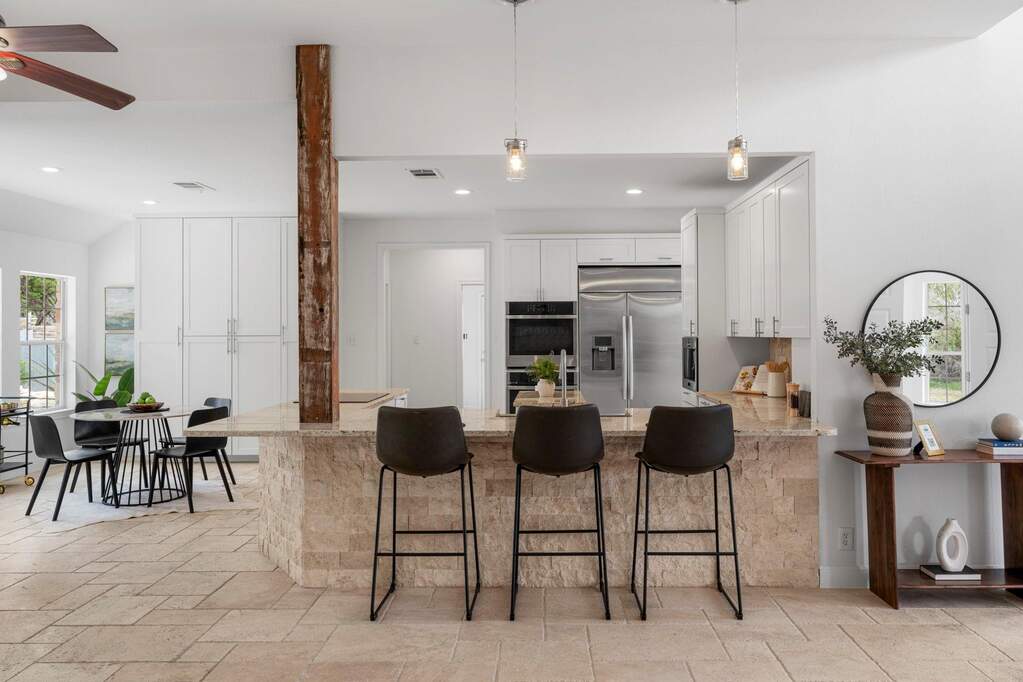 3 Bedroom Single Family Home/House's Image 6