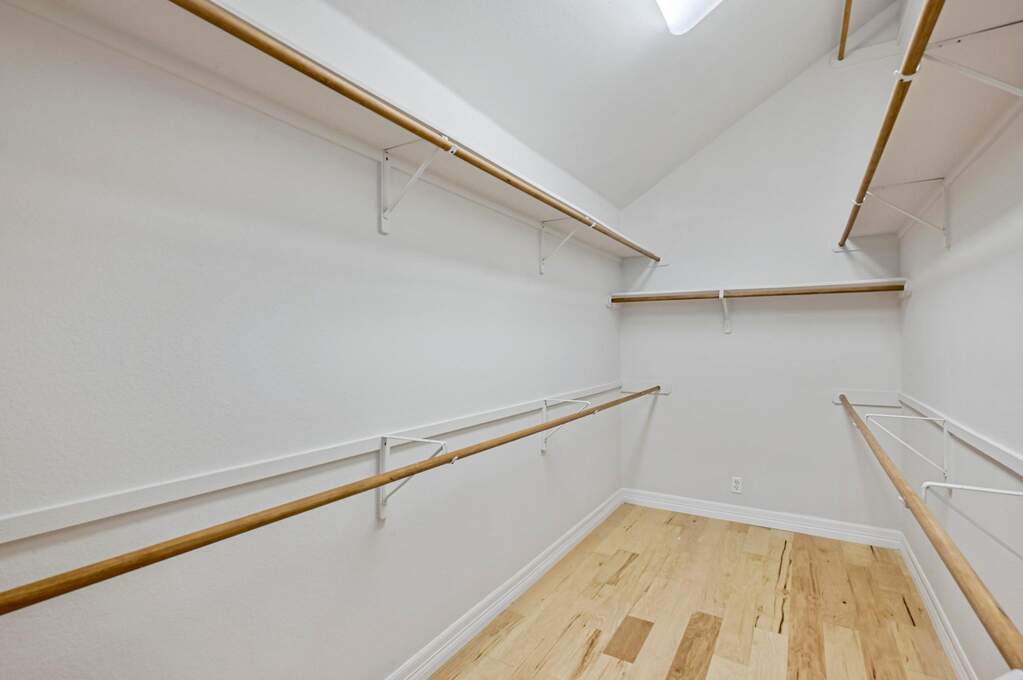 3 Bedroom Single Family Home/House's Image 14