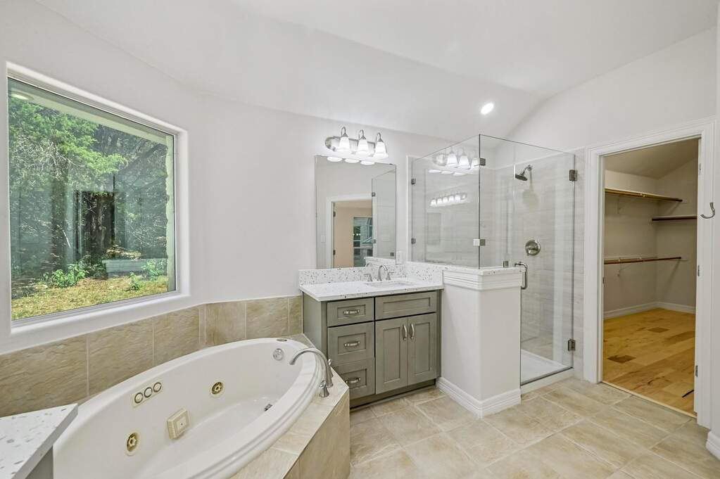 3 Bedroom Single Family Home/House's Image 16
