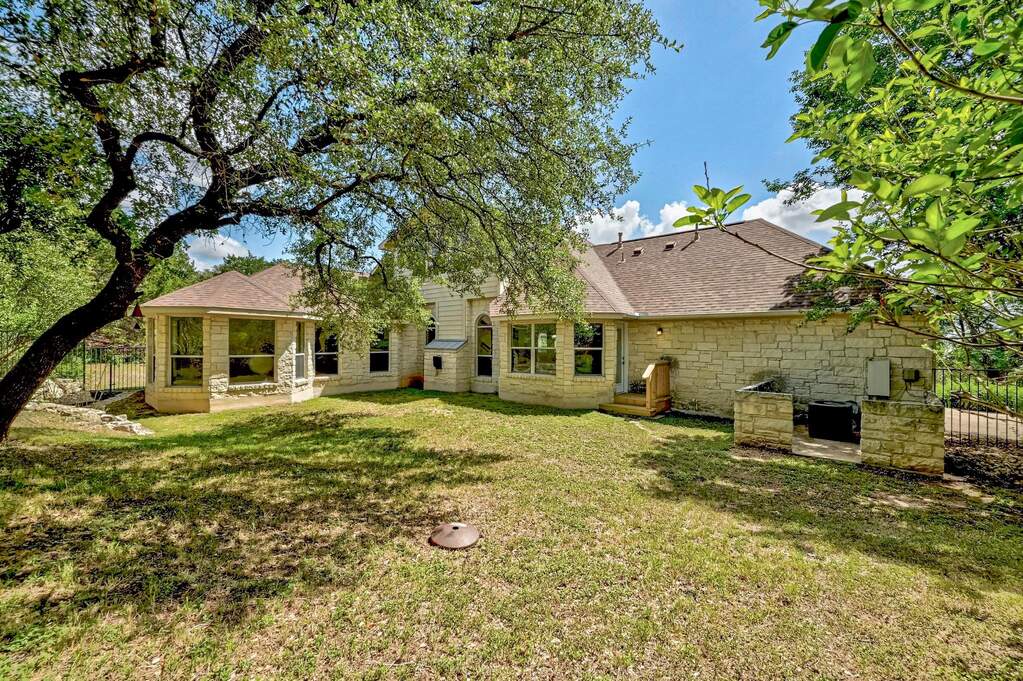 3 Bedroom Single Family Home/House's Image 22