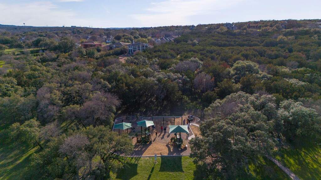 3 Bedroom Single Family Home/House's Image 27