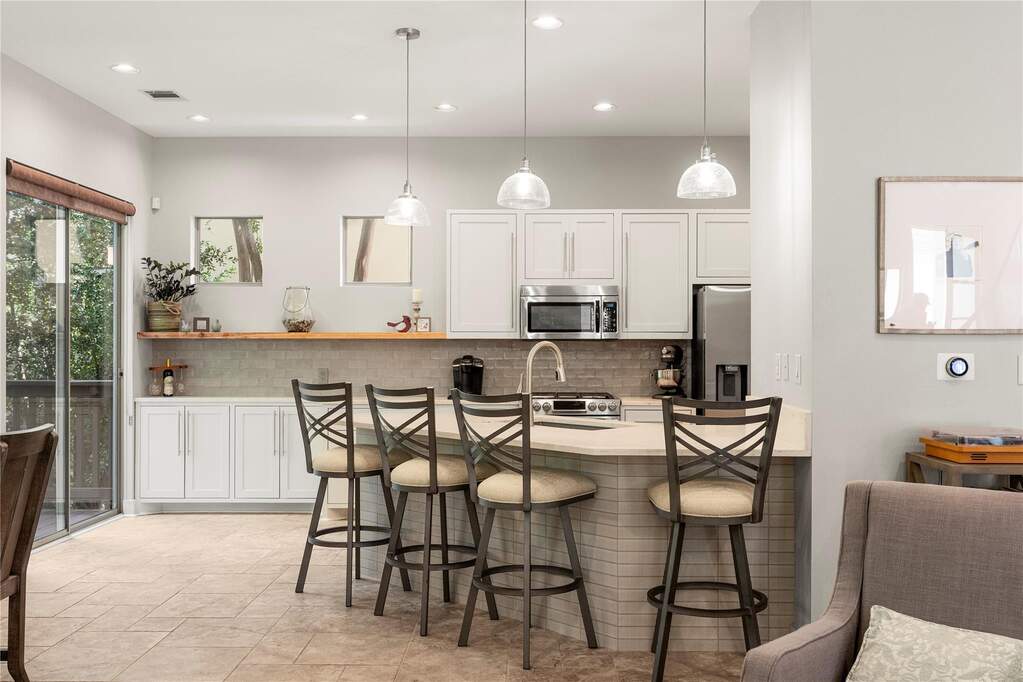3 Bedroom Apartment/Flat's Image 3