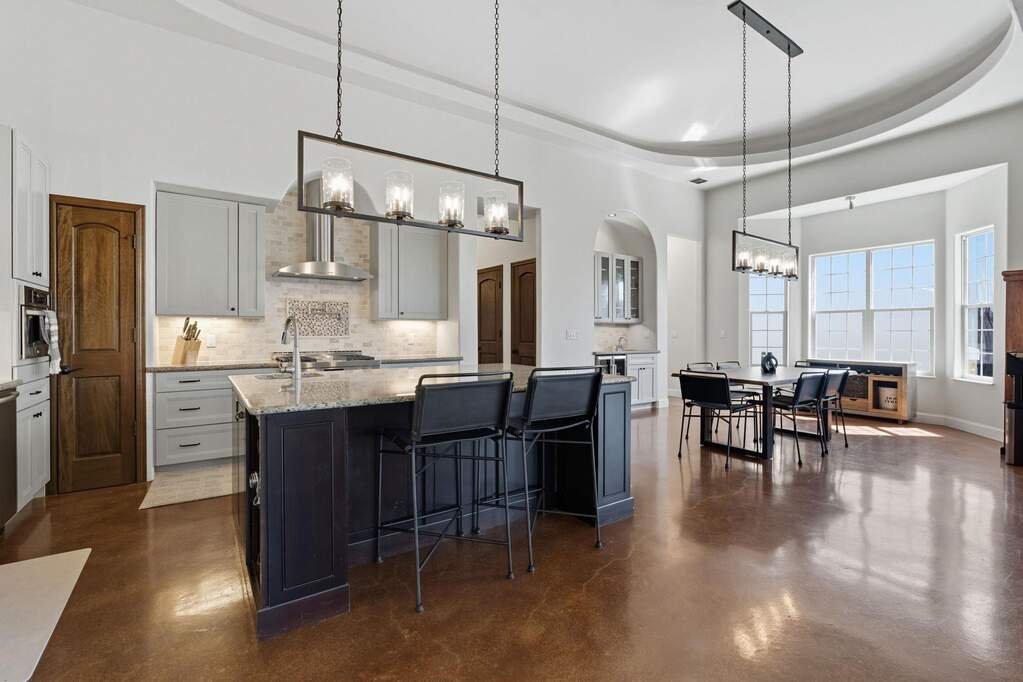 3 Bedroom Single Family Home/House's Image 10