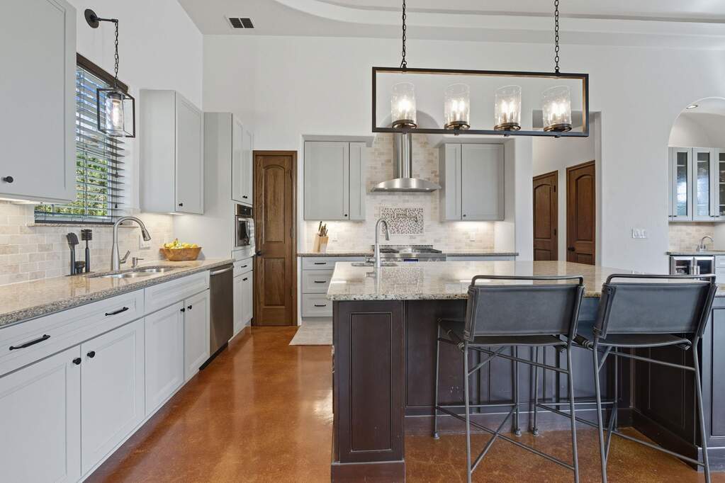 3 Bedroom Single Family Home/House's Image 12