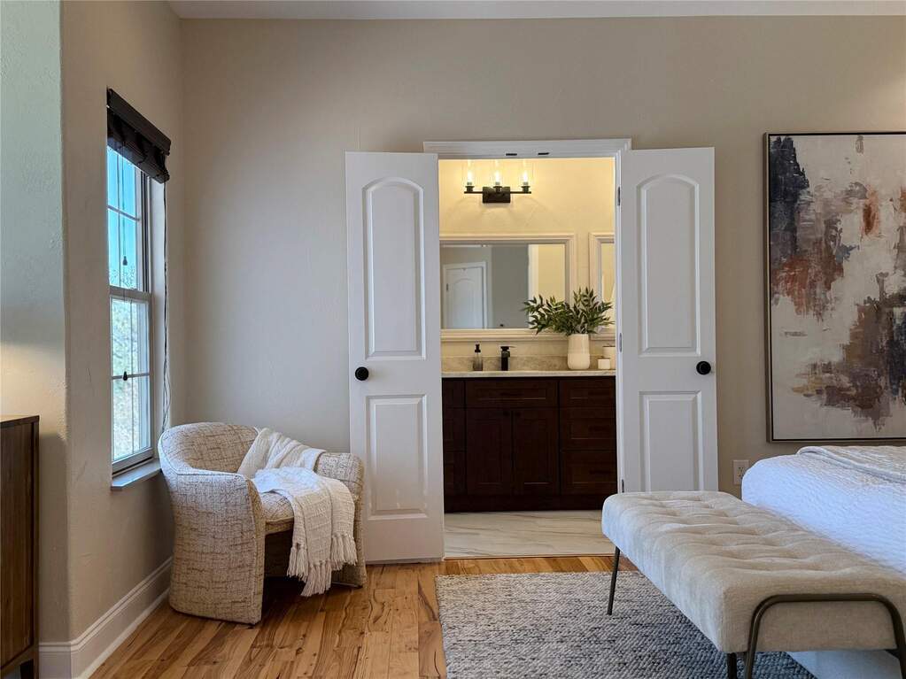 3 Bedroom Single Family Home/House's Image 14