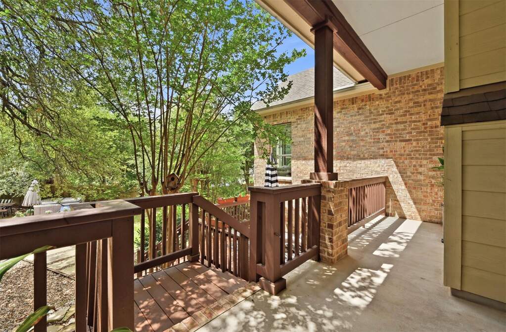 5 Bedroom Single Family Home/House's Image 20