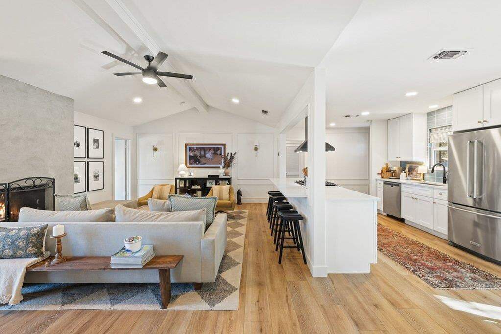 4 Bedroom Single Family Home/House's Image 18