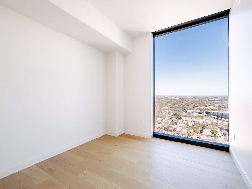 2 Bedroom Apartment/Flat's Image 8