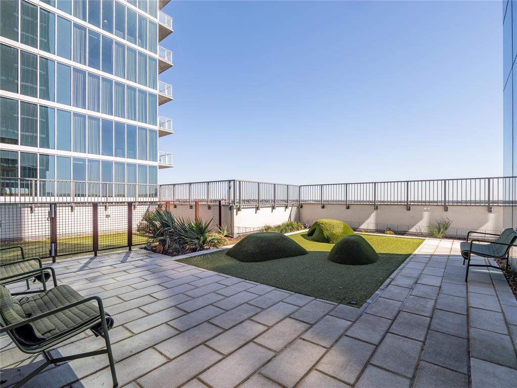 2 Bedroom Apartment/Flat's Image 18