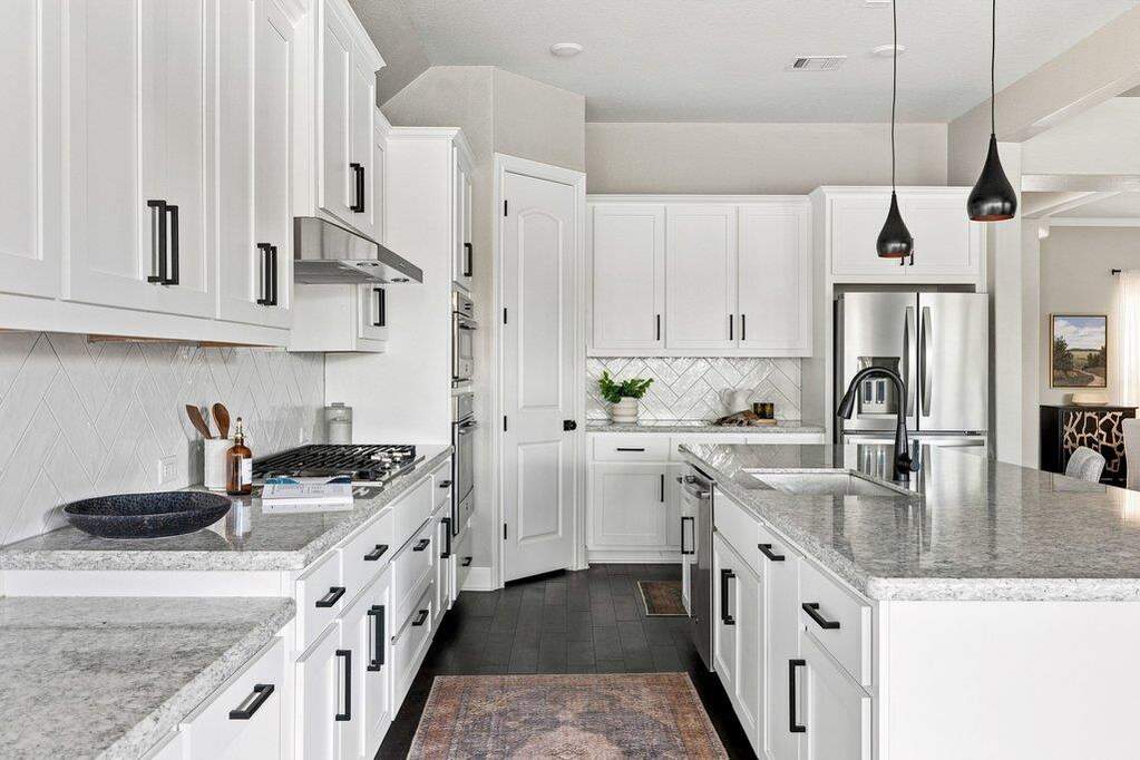 4 Bedroom Single Family Home/House's Image 17